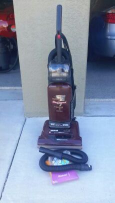 Hoover Mach 3.8 deluxe wind tunnel vacuum with hand tools