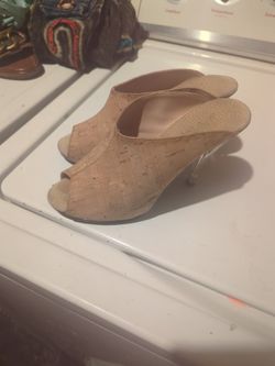 Tam Wood  Grain Or Cork Pattern W Clear Heels, Barely Worn Like New Size 51/2 Or 6