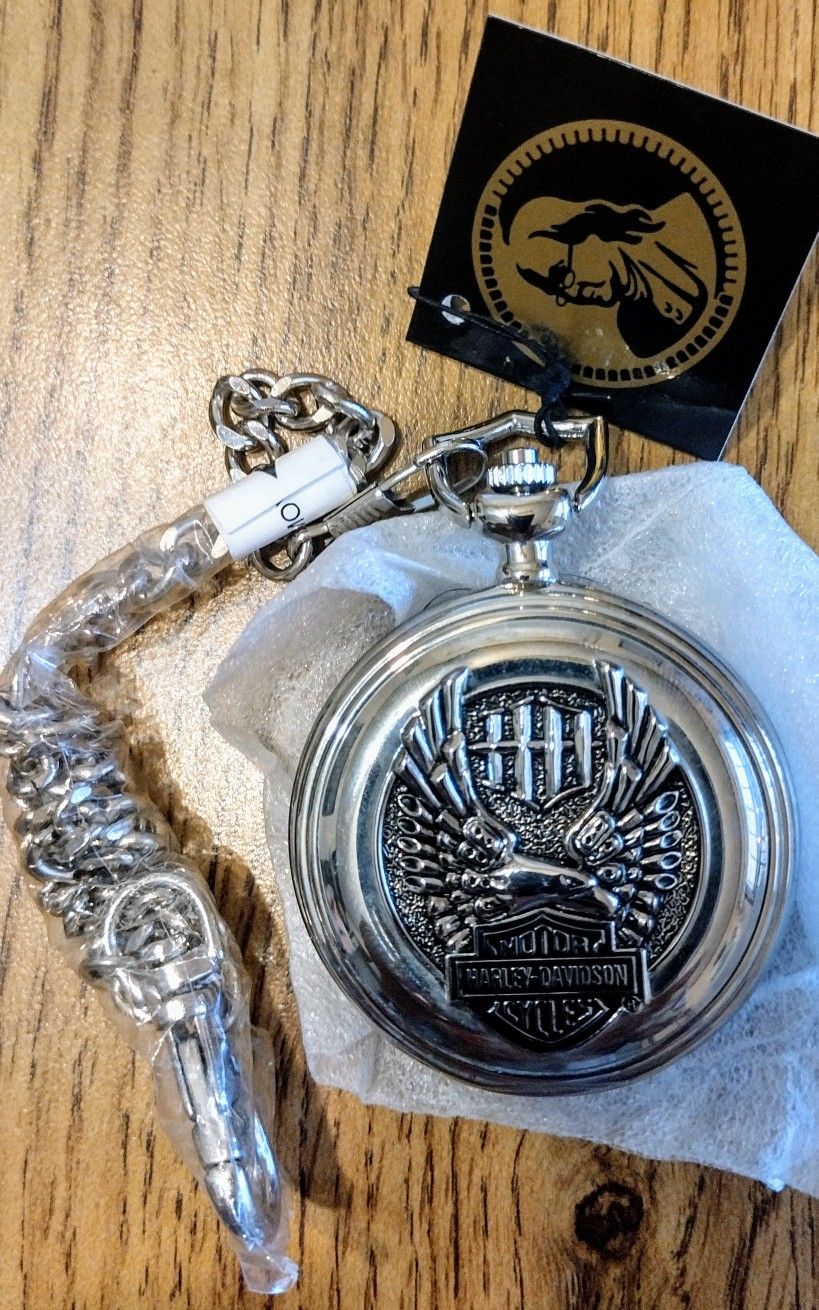 Harley Davidson Wings Of Glory Pocket Watch - www  display picture 3
