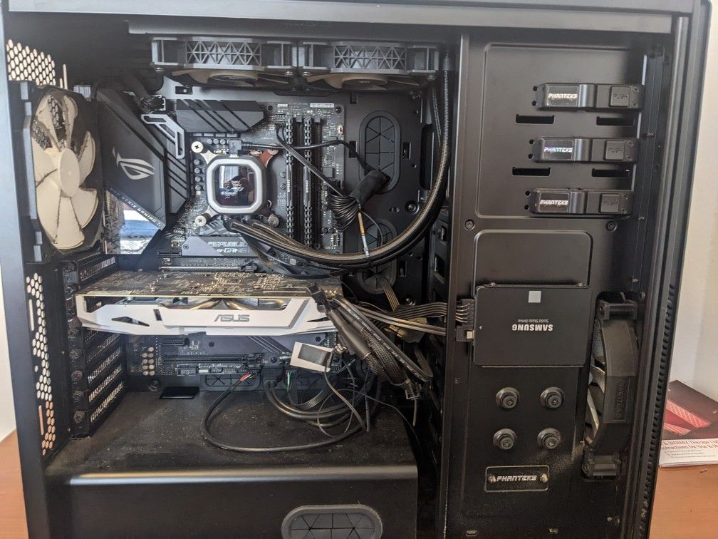 Gaming PC with Windows 10 Home. Desktop GTX 1060 8GB Ram