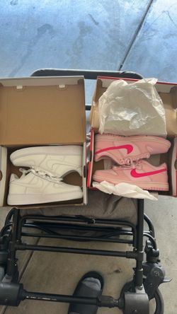 7Y Nike Air Force 1 All White. Nike Dunk soft pink/rose.