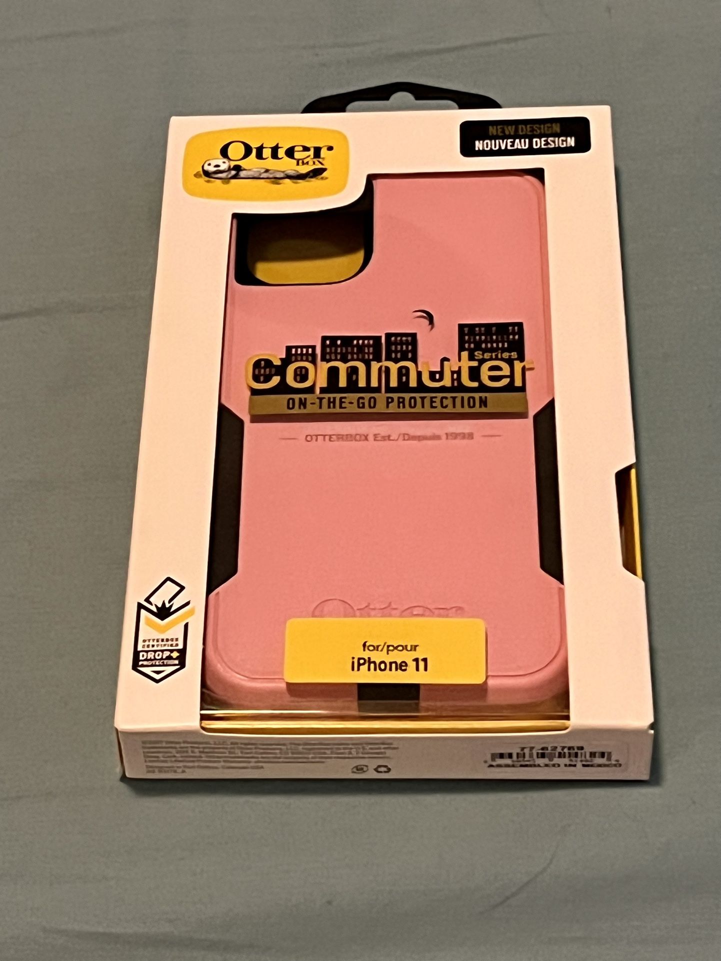 NEW iPhone 11 Otter Box Commuter Case