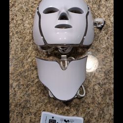 LED Face Mask And Neck Light Therapy