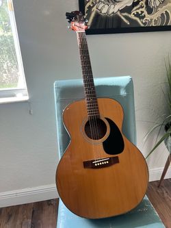 Acoustic Guitar