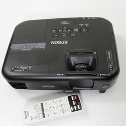 Epson PowerLite 1221 Projector H429A 2800 lumens 62 Lamp Hours