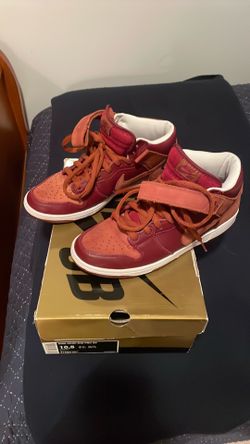 Nike Dunk Mid Pro SB - Maroon