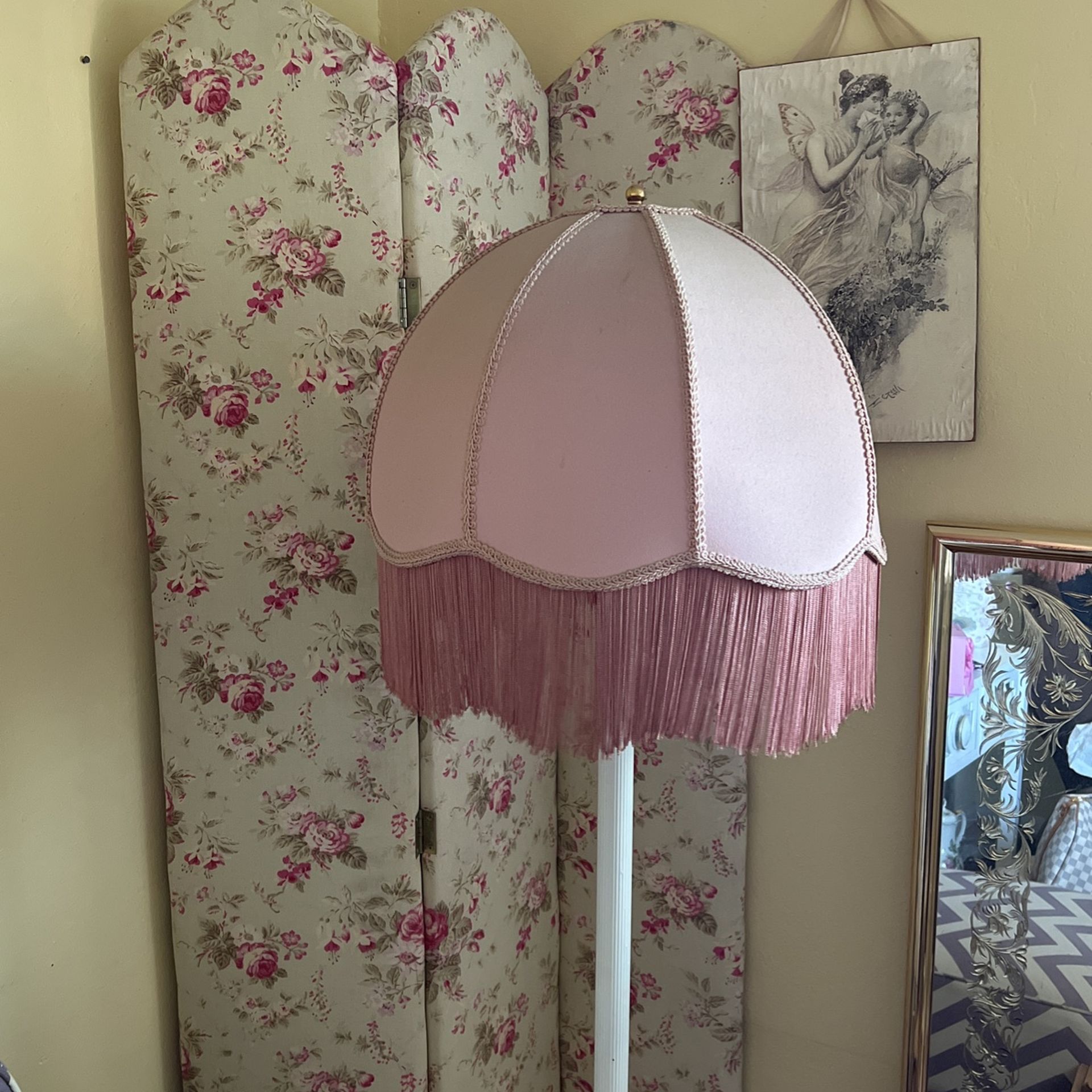 Pink Vintage Lamp 