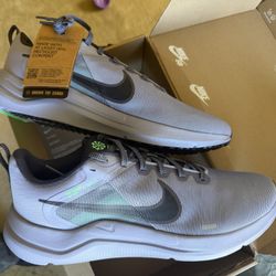 Men’s Nike Downshift Running Shoes, Size 11