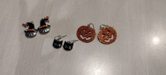 CAT AND PUMPKIN EARRINGS 3 PAIRS 