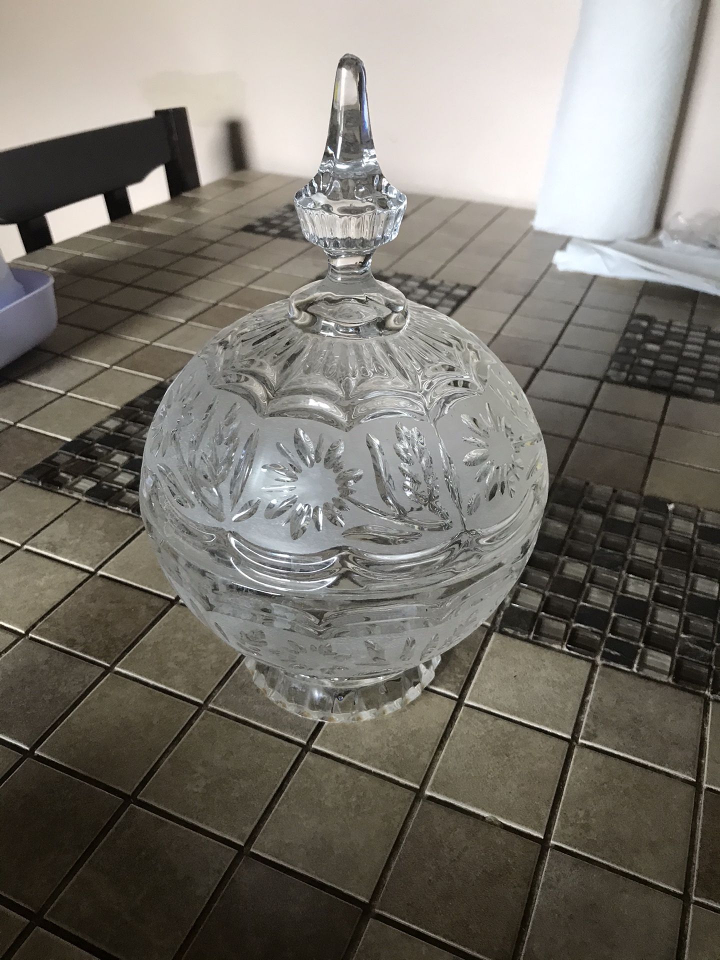 Glass container