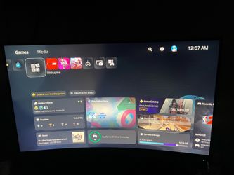 32’ curved monitor
