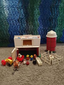 Vintage Fisher Price barn