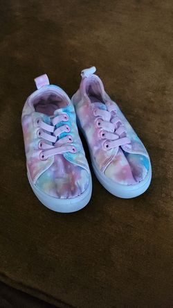 Unicorn shoes size 8