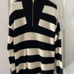 Express big comfy sweater - size XS. Black & beige Striped