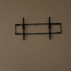 Tv wall mount 40 inch to 60 inch flatscreen TV