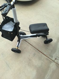 Knee Scooter Brand New 