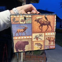 Rustic Cabin Slate Wall Decor – Moose, Bear, Elk Theme