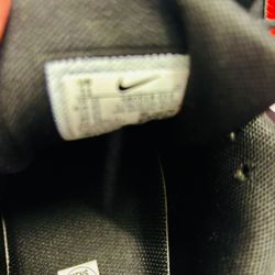 Nike Tennis Shoes 