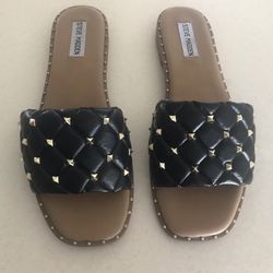 Steve Madden Black Slide Sandals-Very Good Condition