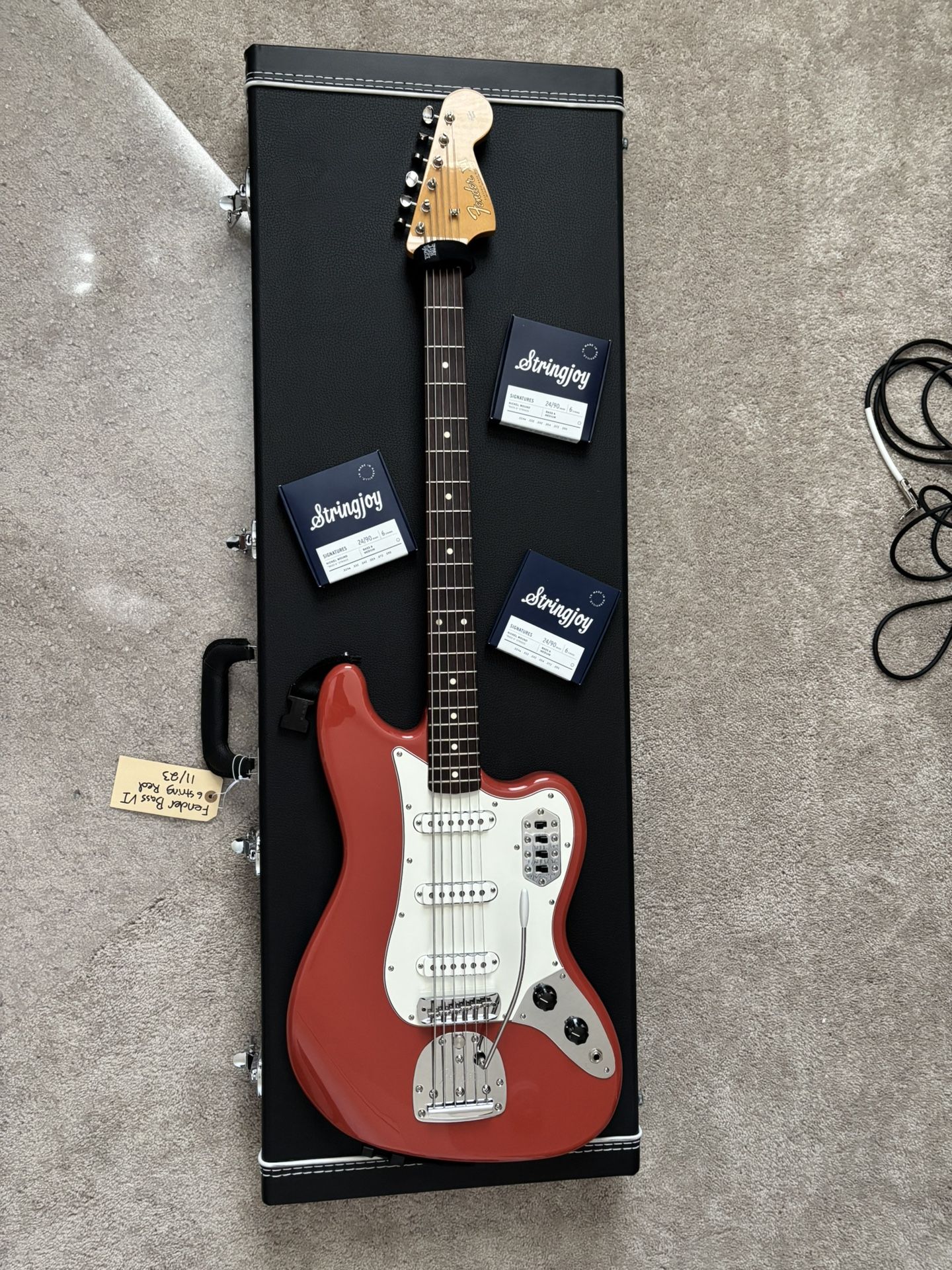 Fender MIM Bass VI With Hardshell Case And Strings