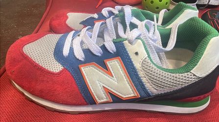 Boys shoes