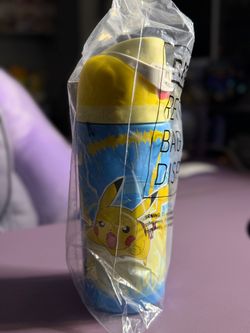 New In Bag Pokemon Special Edition Owala FreeSip 16 oz Pikachu Water Bottle