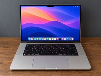 2024 MacBook Pro 16” M4 Max | 64GB | 1TB | Nano-Texture