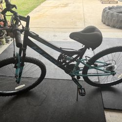 Huffy 26" Trail Runner Mountain Bike Black/Teal, Adult, Women's