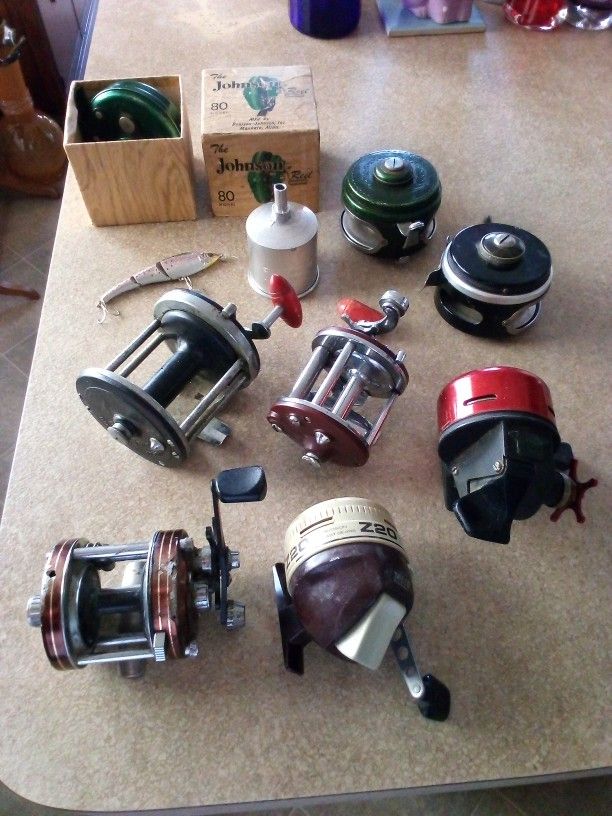 VINTAGE FISHING REELS & NO.0 COLEMAN FUNNEL
