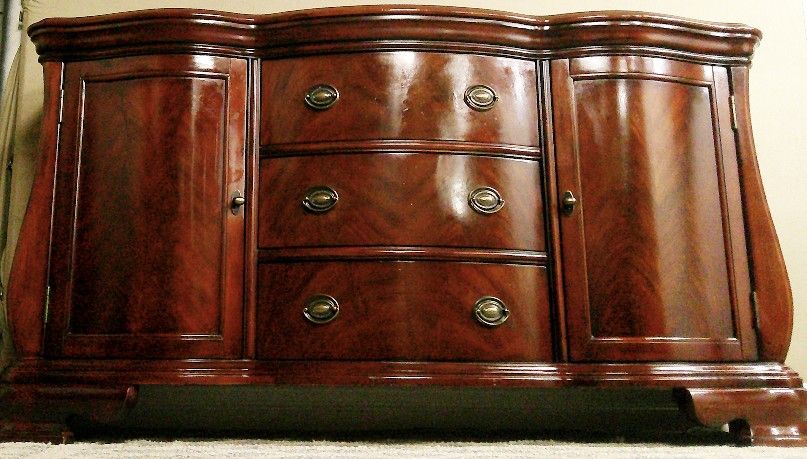 High-End Mahogany Wood Big 7 Drawer Dresser - Delivered