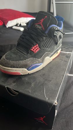 Size 7 Jordan’s