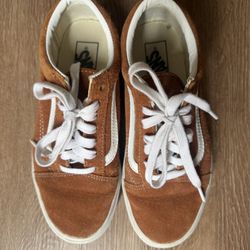 Vans - Size 7W
