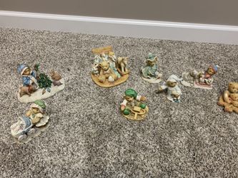Cherished teddies lot 8