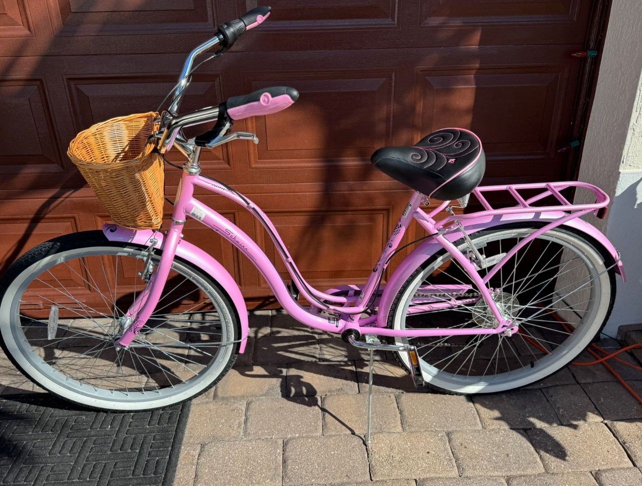 Schwinn 26” Women’s Lulu Cruiser Bicycle