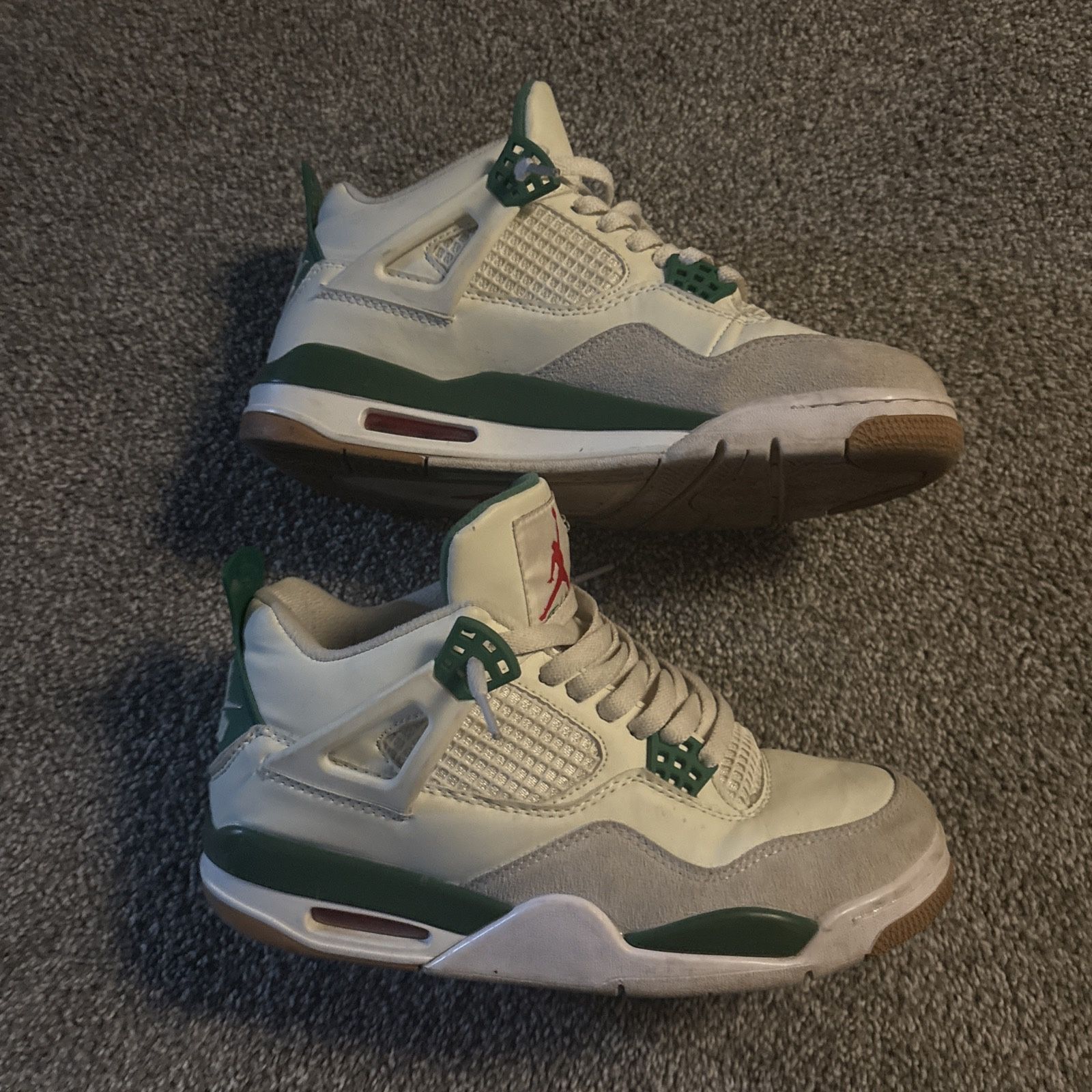 Nike Jordan Retro SB Pine Green