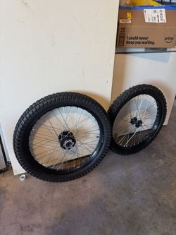 Surron wheelset