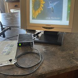 Lipstick Camera with Versatile Stand & Monitor