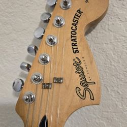 Squier Stratocaster Standard Series HSS