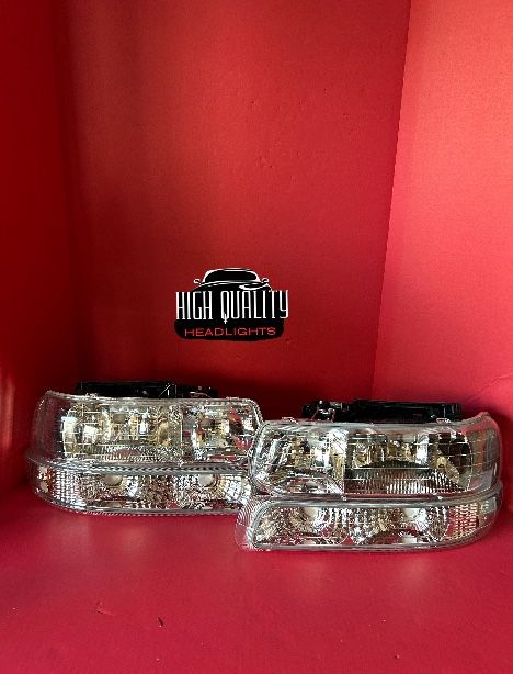 Chevy Silverado 1999. 2002 Headlights.