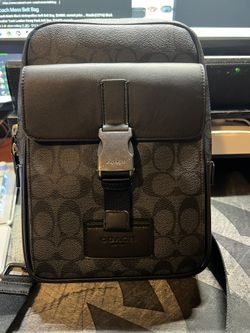 Coach Outlet Track Pack