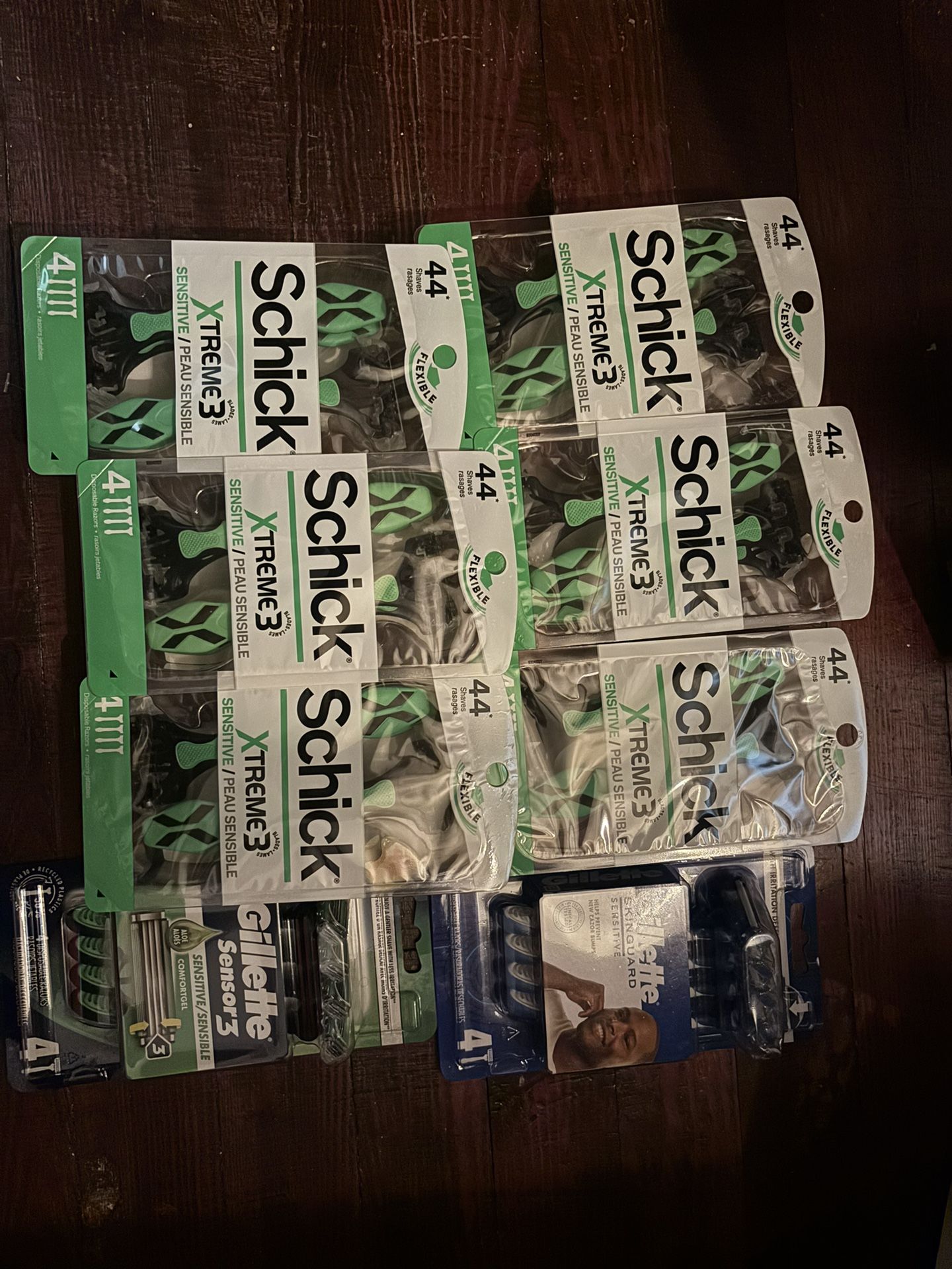 Men’s razors Schick Gillette