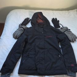 Billabong Snow Jacket With Burton Gloves - Women's Medium