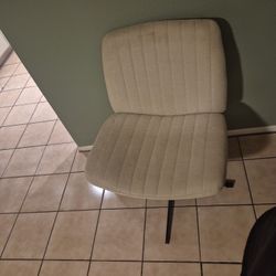 Upholstered Office Chair 