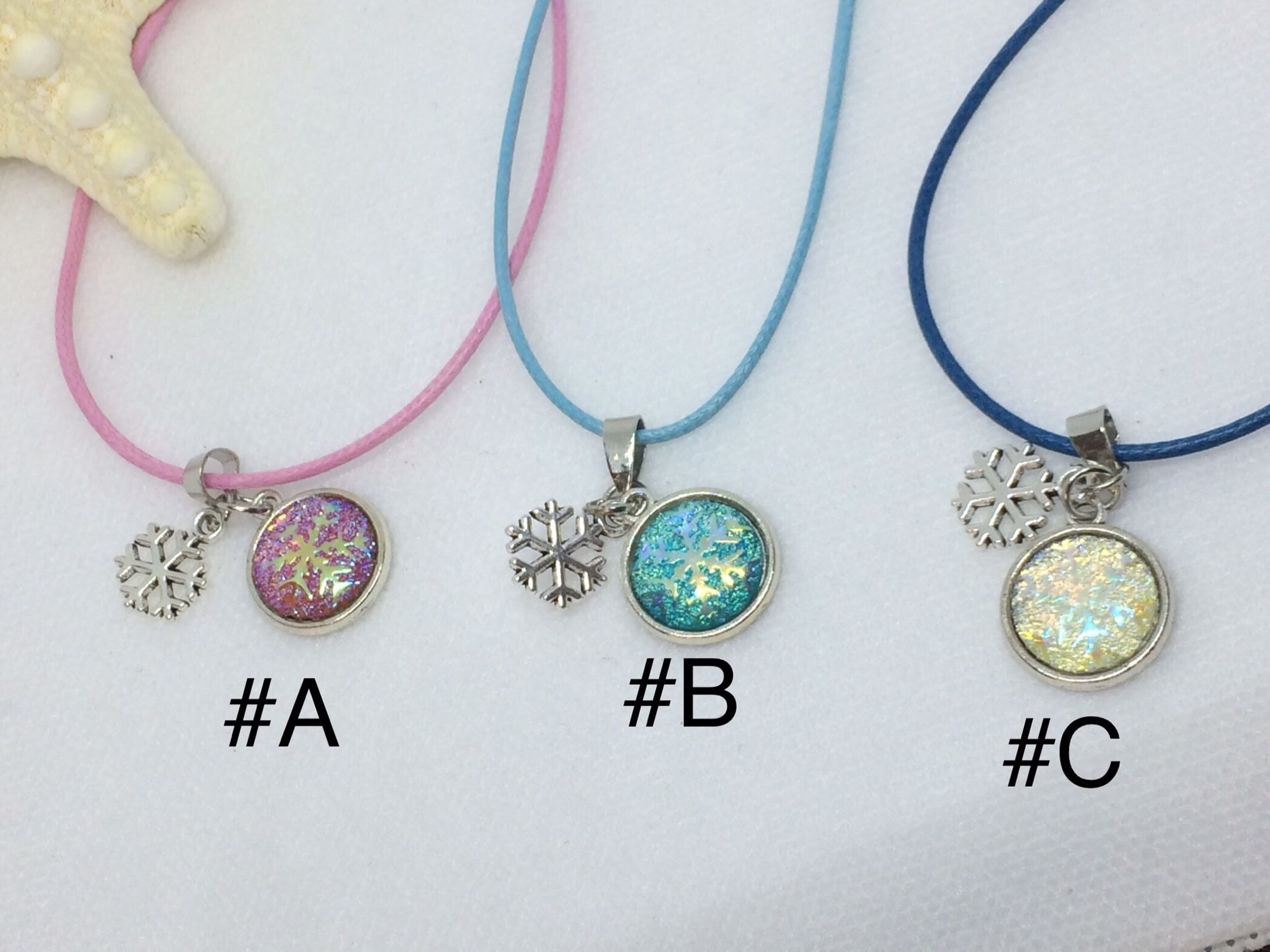 Frozen party favors jewelry girl necklaces birthday goody bag