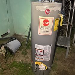 2020 40 Gal Water Heater 