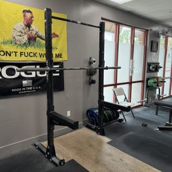 Rogue Half Rack With Safeties 