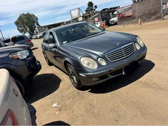 2006 Mercedes E350  PARTS ONLY