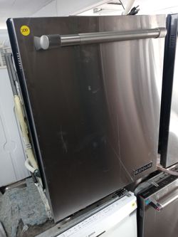 Jenn-Air stainless steel dishwasher with stainless tub - Free delivery