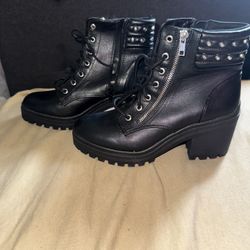 Black Boots