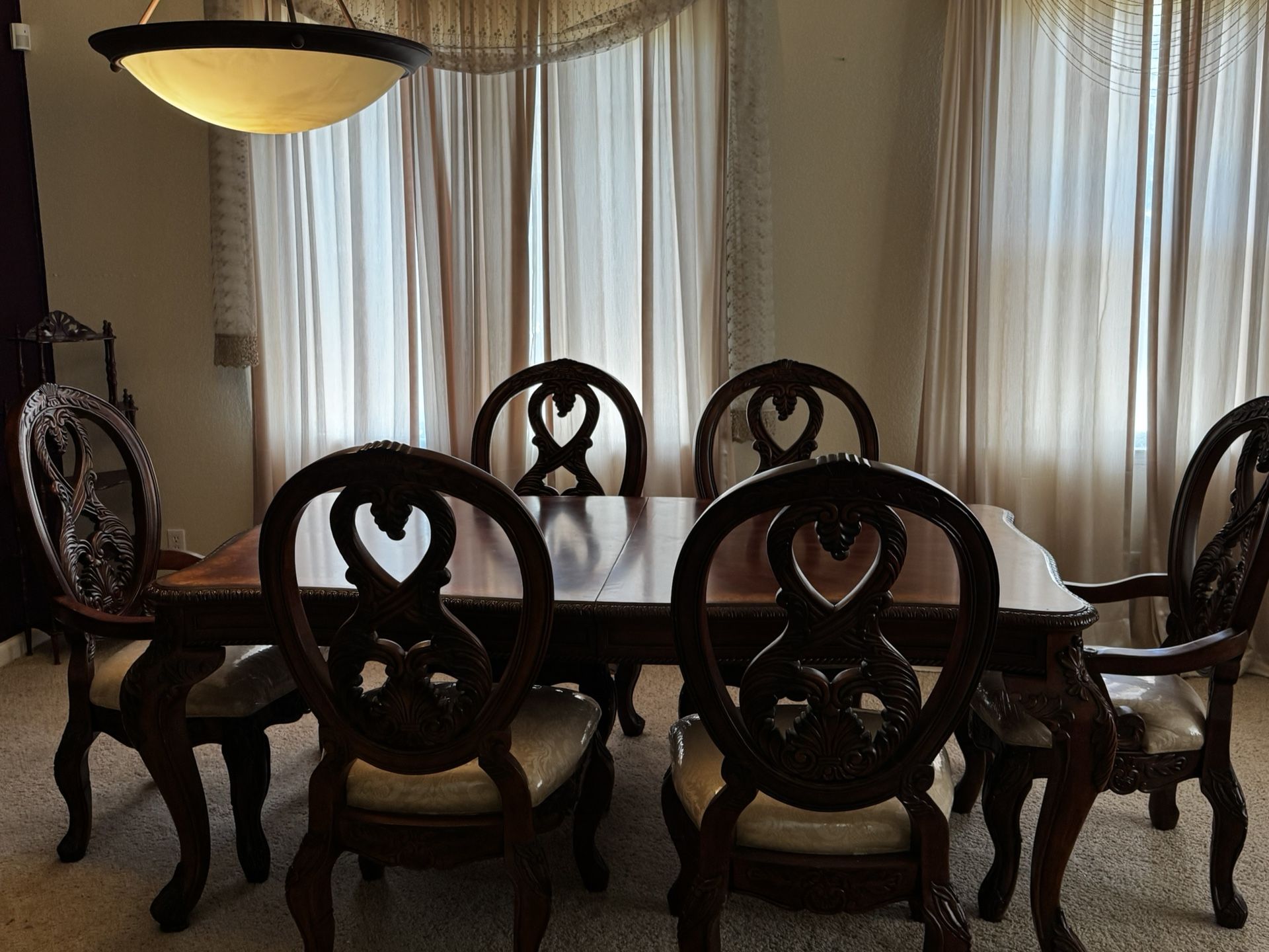Dining Room Table and 8 Chairs